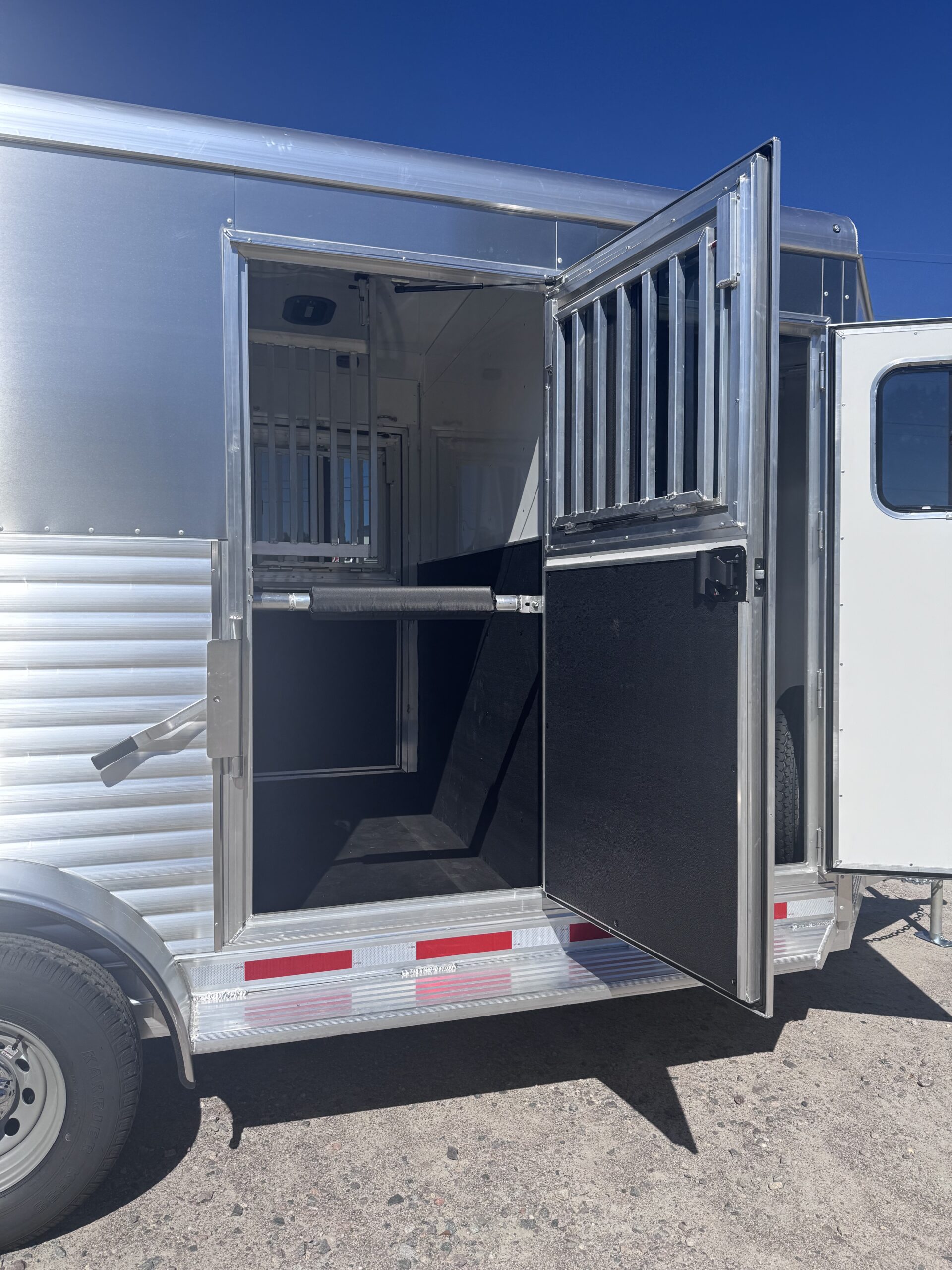 2027 ADAM JUBILEE 2 HORSE BUMPER PULL ALL ALUMINUM W/ DRESSING ROOM! $34,900