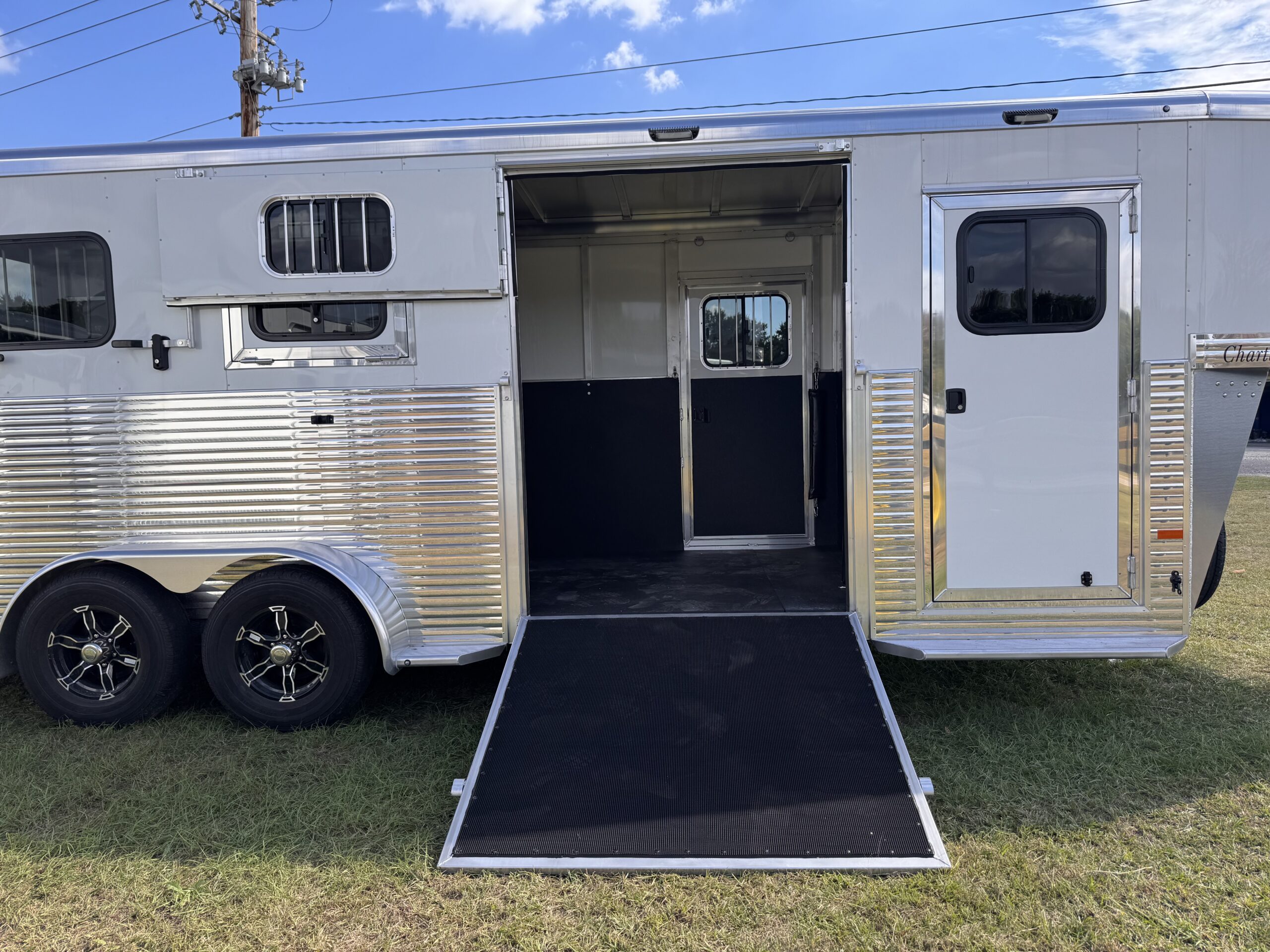 2027 SUNDOWNER CHARTER SE 2+1 GOOSENECK!! $45,900