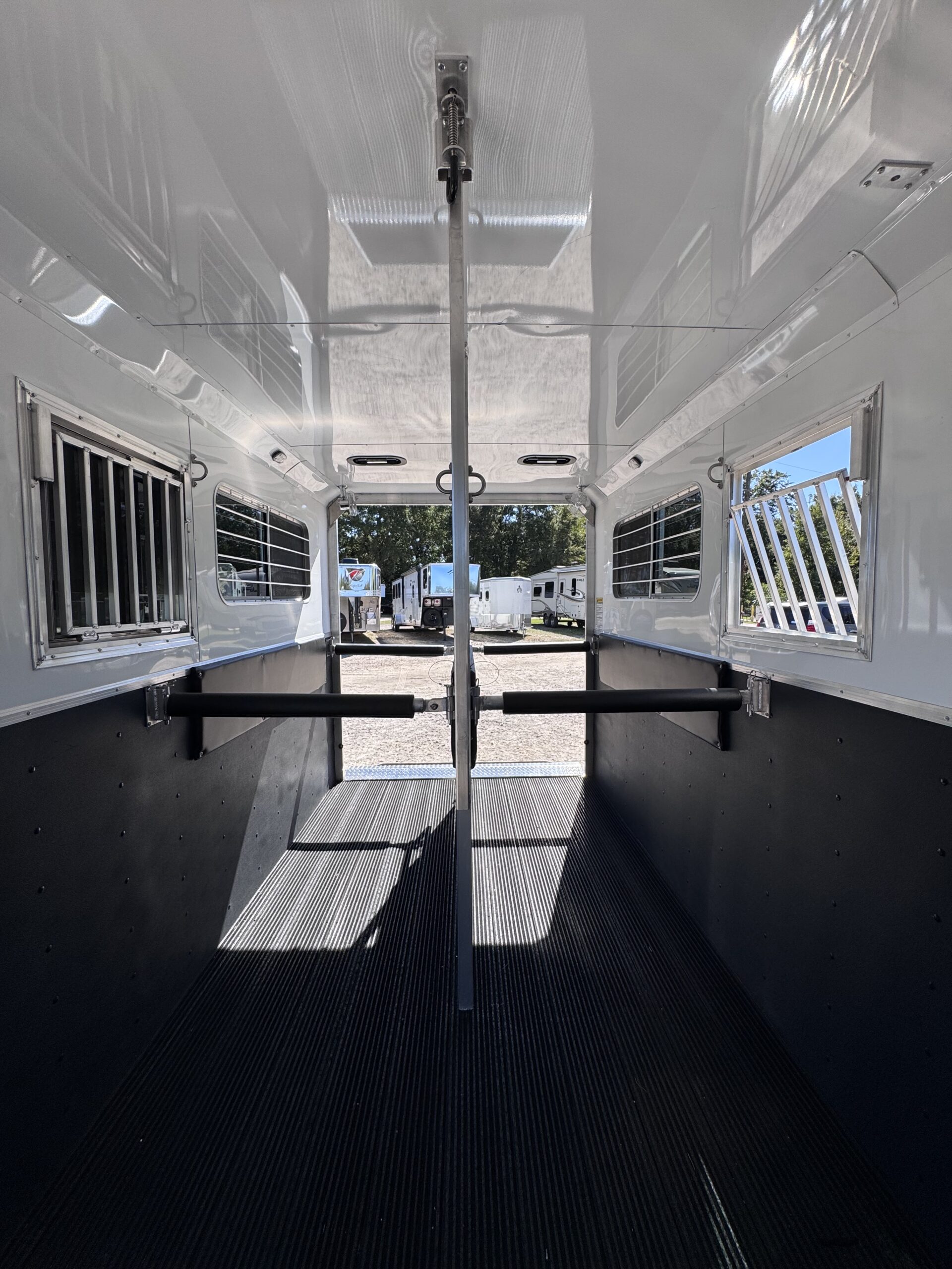 2027 KieferBilt Trailers 4 HORSE HEAD TO HEAD W/ MANY UPGRADES $72,900