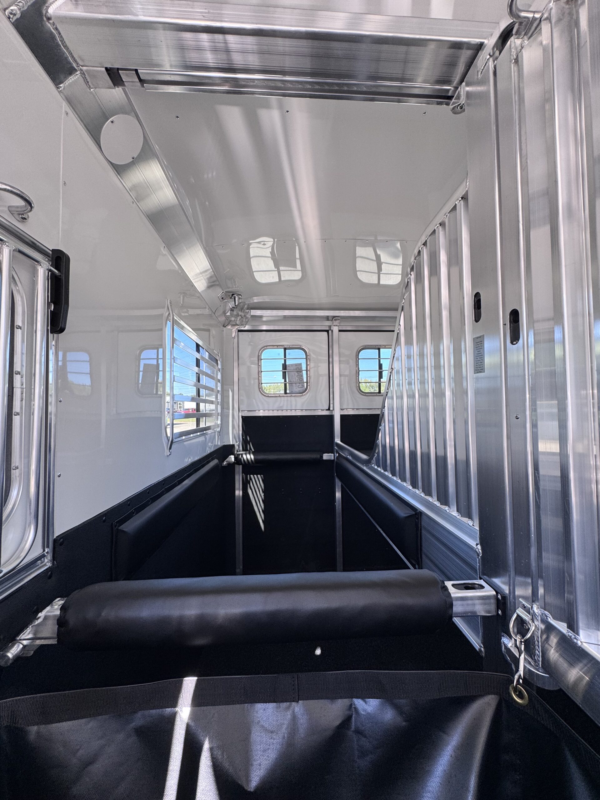 2027 4 STAR 2+1 W/ ROLLING DIVIDER, WERM, 5′ DRESSING ROOM & MORE!! $75,900