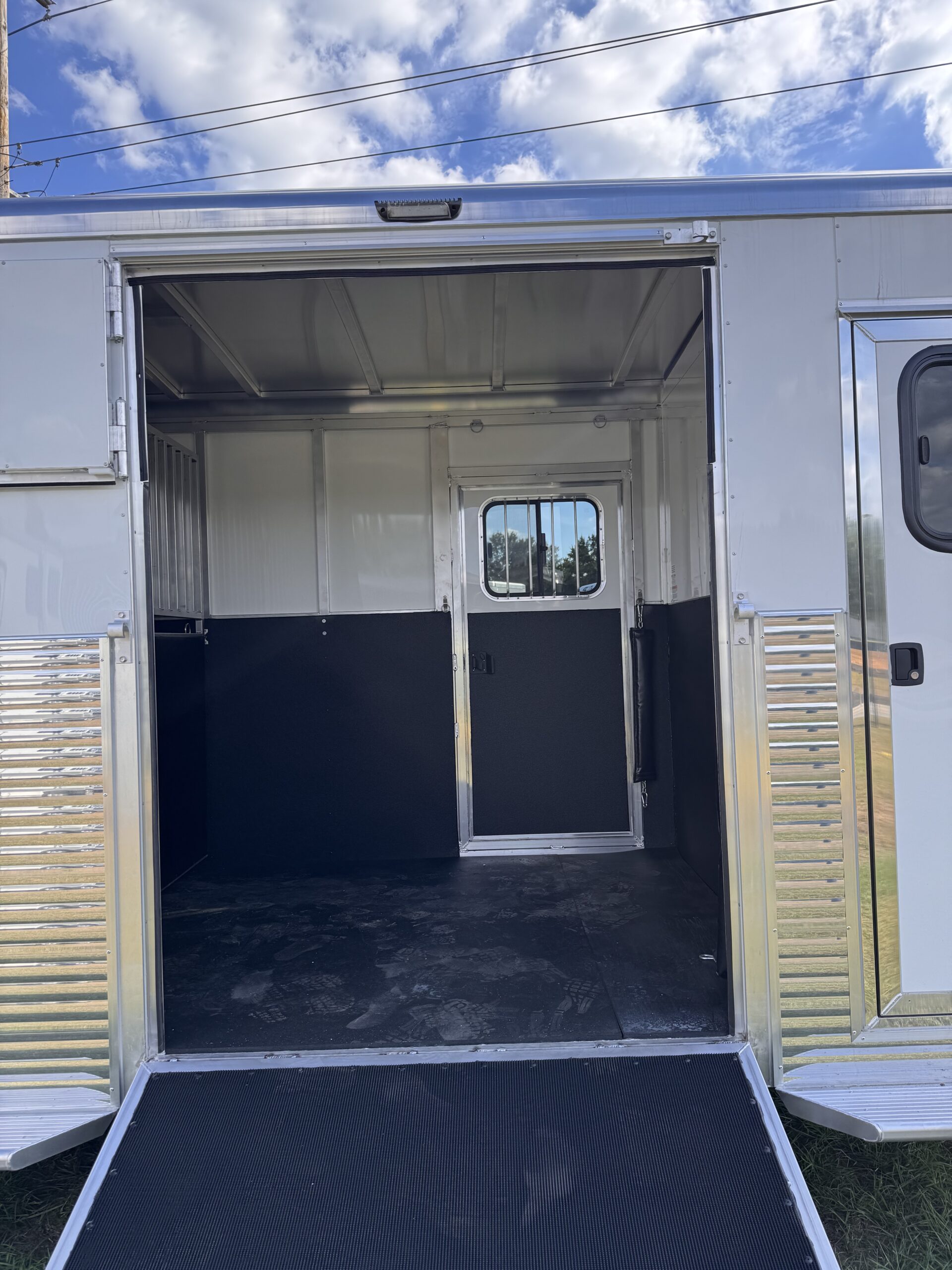 2027 SUNDOWNER CHARTER SE 2+1 GOOSENECK!! $45,900