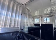 LIGHTLY USED~ 2026 4 STAR 2 HORSE STRAIGHT LOAD BUMPER PULL W/ SIDE RAMP! $42,900