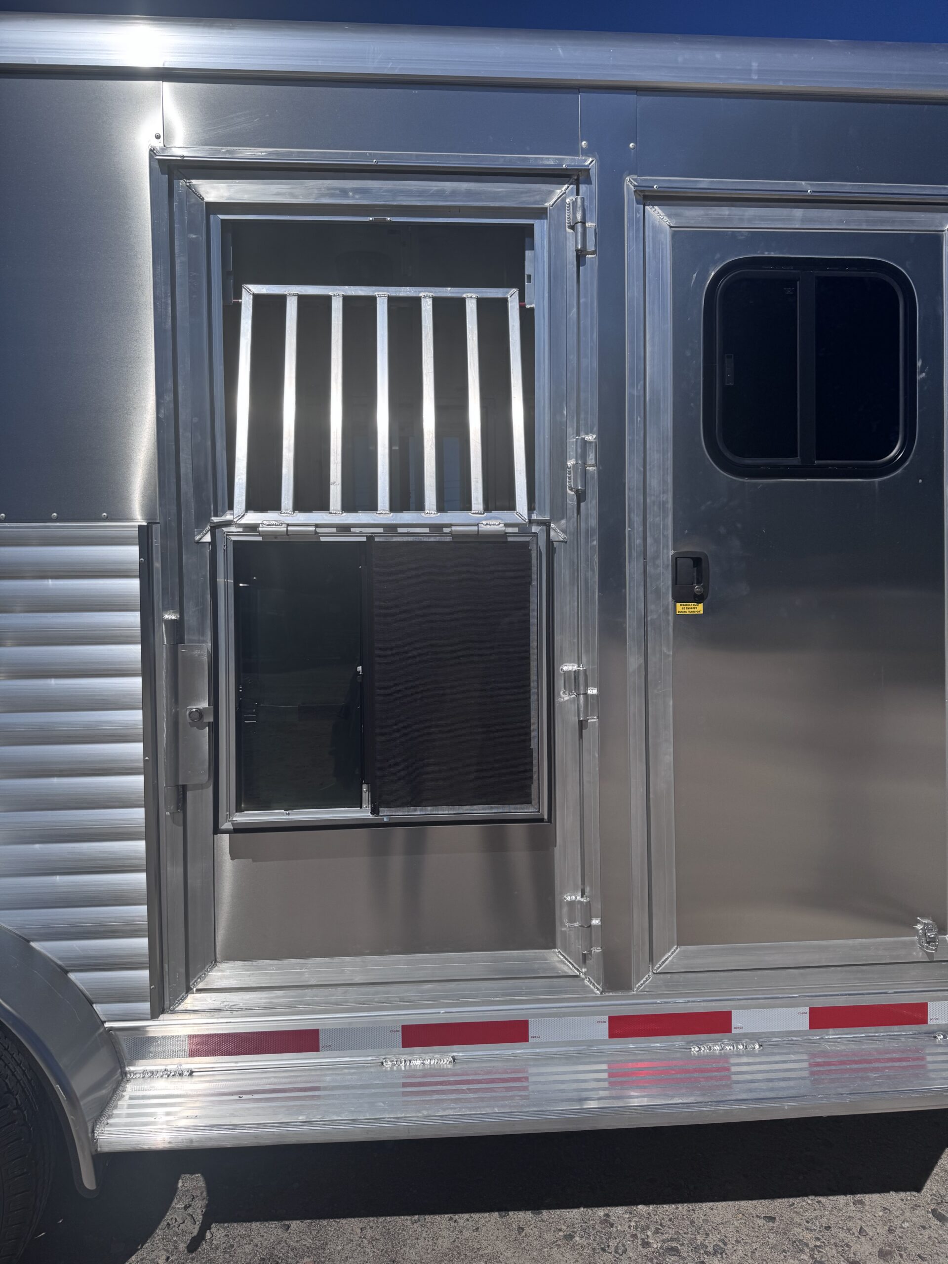 2027 ADAM JUBILEE 2 HORSE BUMPER PULL ALL ALUMINUM W/ DRESSING ROOM! $34,900