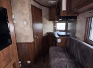 2014 LAKOTA 2 HORSE BUMPER PULL WITH LIVING QUARTERS $35,500