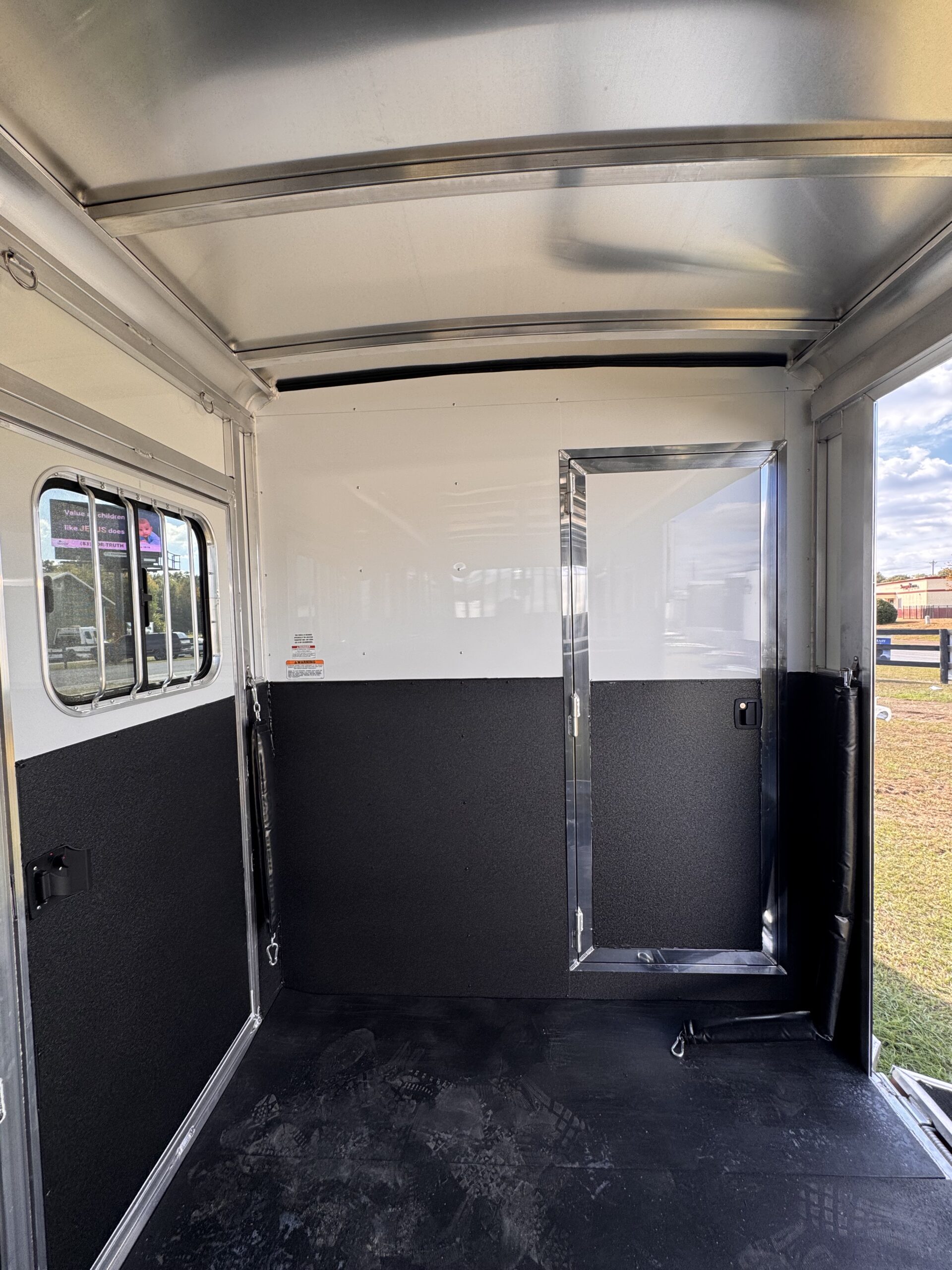 2027 SUNDOWNER CHARTER SE 2+1 GOOSENECK!! $45,900