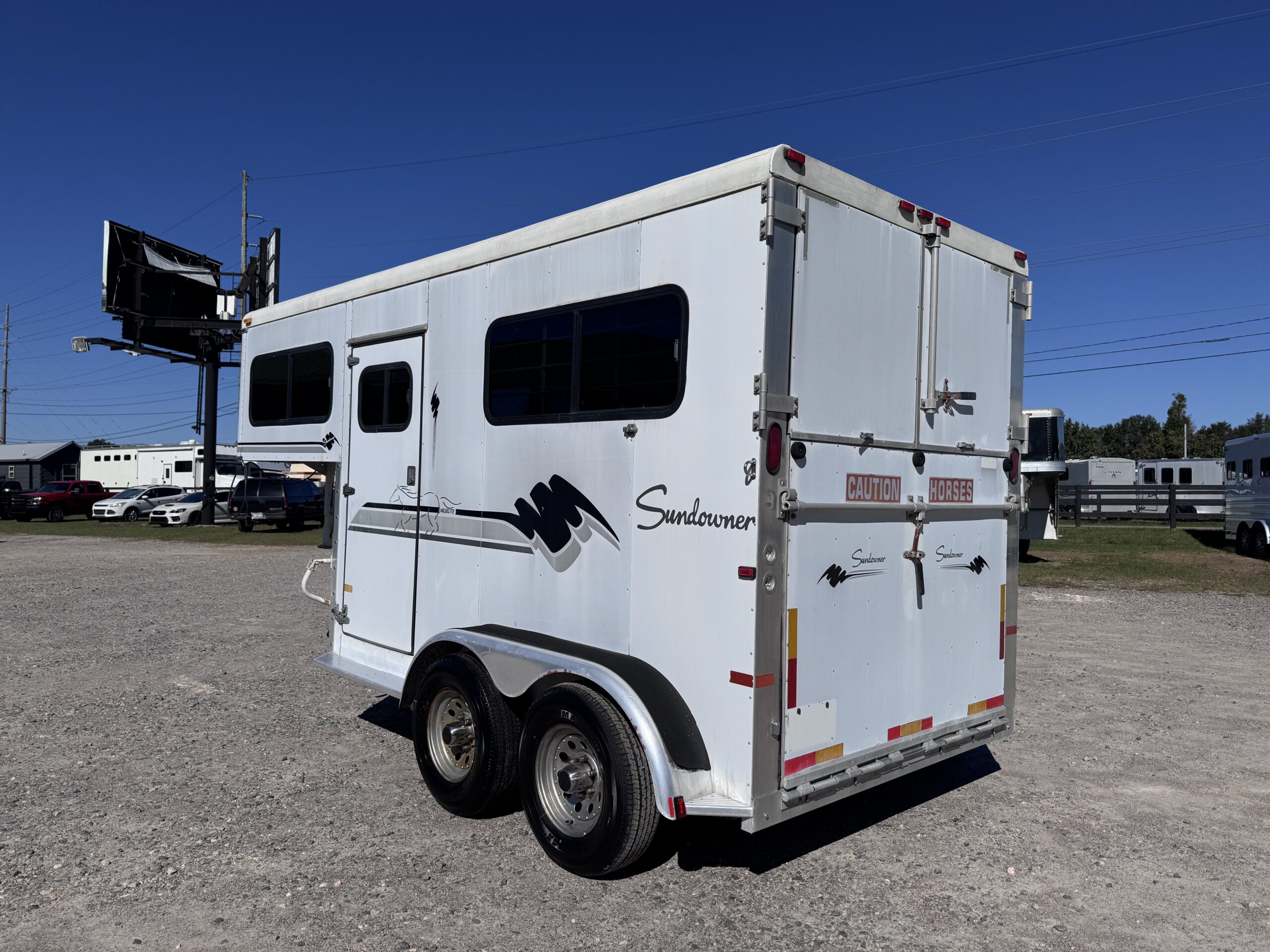1998 SUNDOWNER 2 HORSE GOOSENECK NO DRESSING ROOM! $8,350