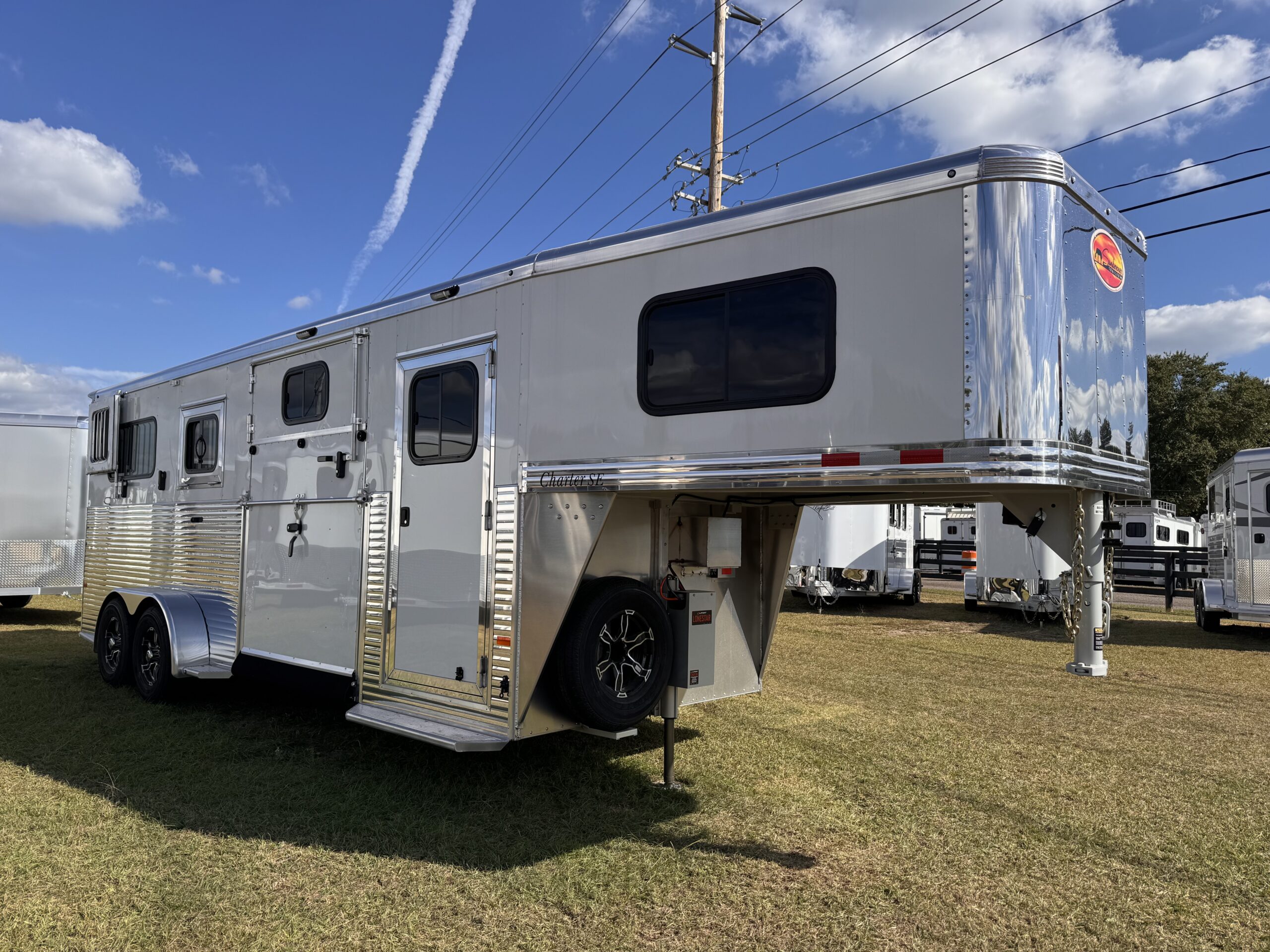 2027 SUNDOWNER CHARTER SE 2+1 GOOSENECK!! $45,900