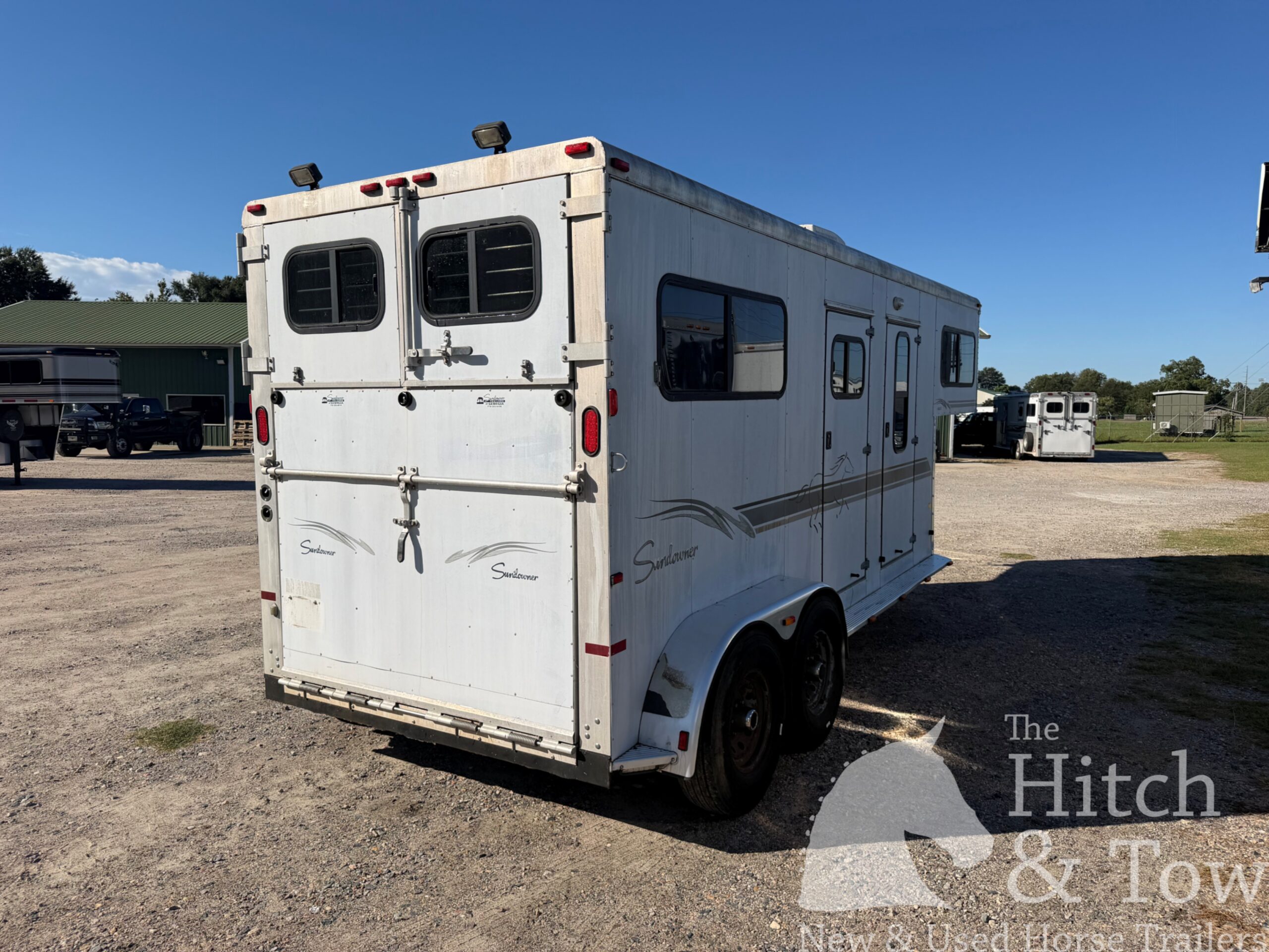 2000 SUNDOWNER 2 HORSE GOOSENECK WARMBLOOD DIMENSIONS! $10,900