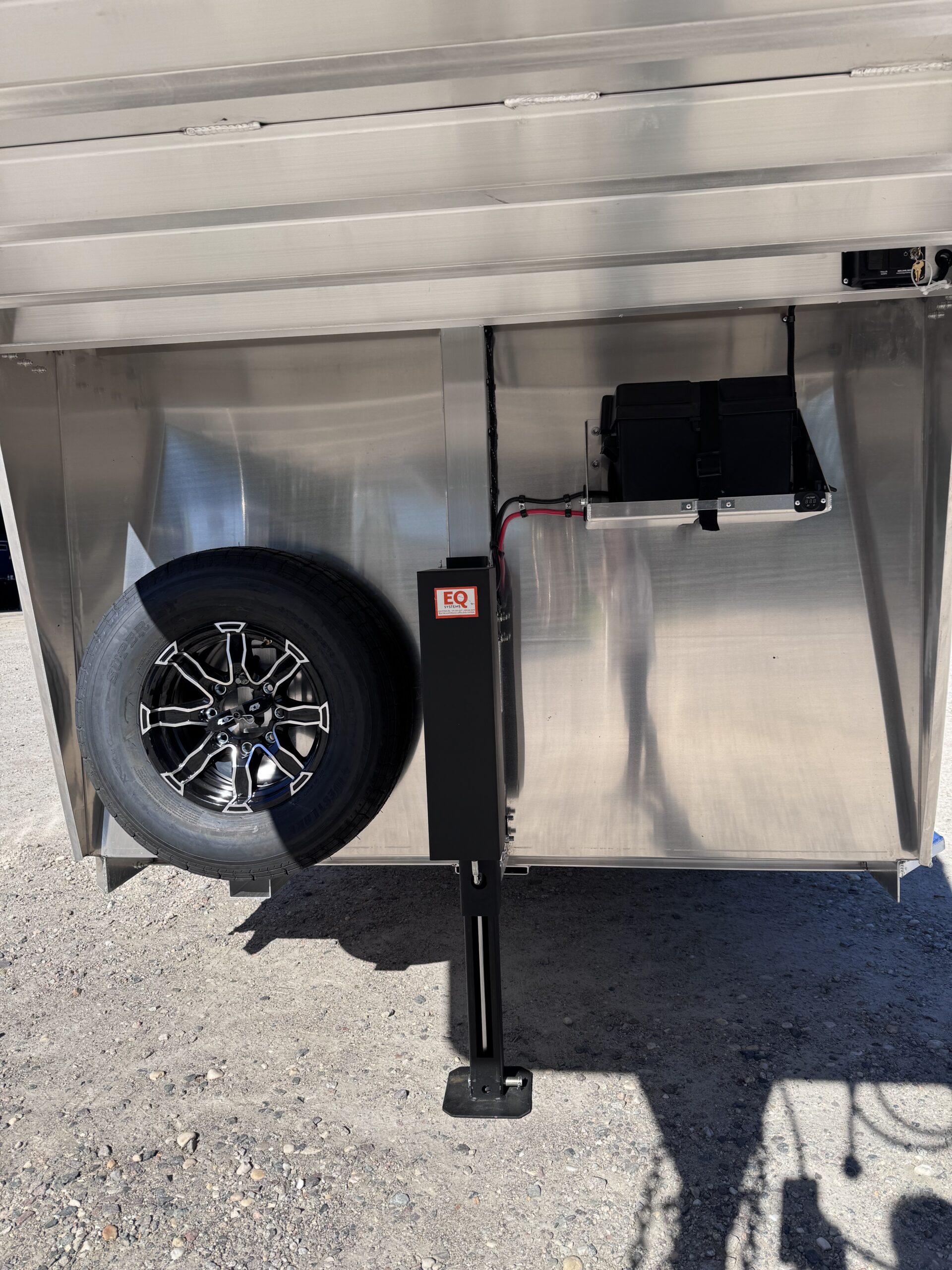 2027 4 STAR 2+1 W/ ROLLING DIVIDER, WERM, 5′ DRESSING ROOM & MORE!! $75,900