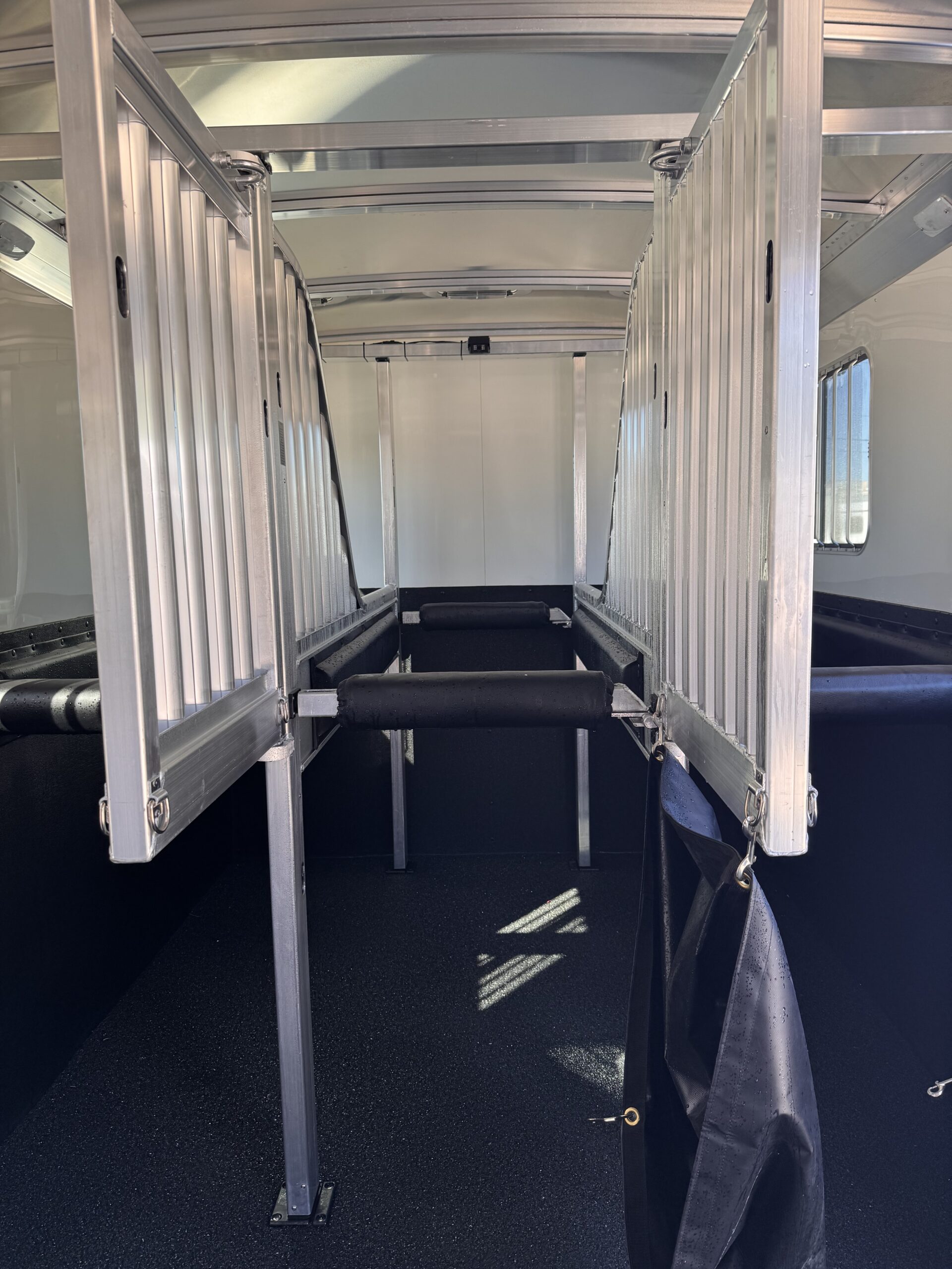 2023 4 STAR 6/7 HORSE HEAD TO HEAD W/ UPGRADES $107,900