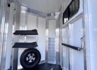 LIGHTLY USED~ 2026 4 STAR 2 HORSE STRAIGHT LOAD BUMPER PULL W/ SIDE RAMP! $42,900