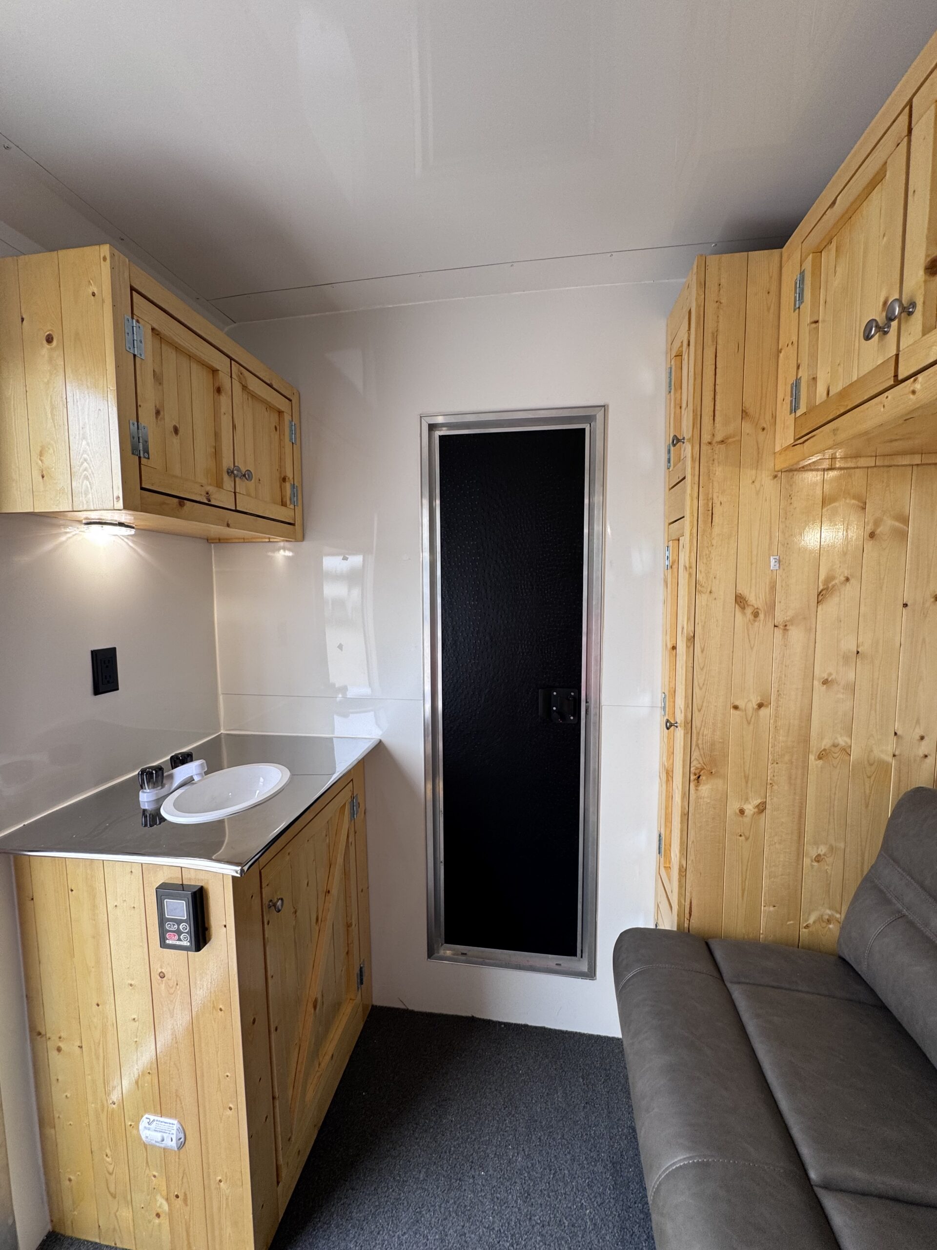 2027 KieferBilt Trailers 2+1 GOOSENECK W/ WEEKENDER & UPGRADES! $75,900