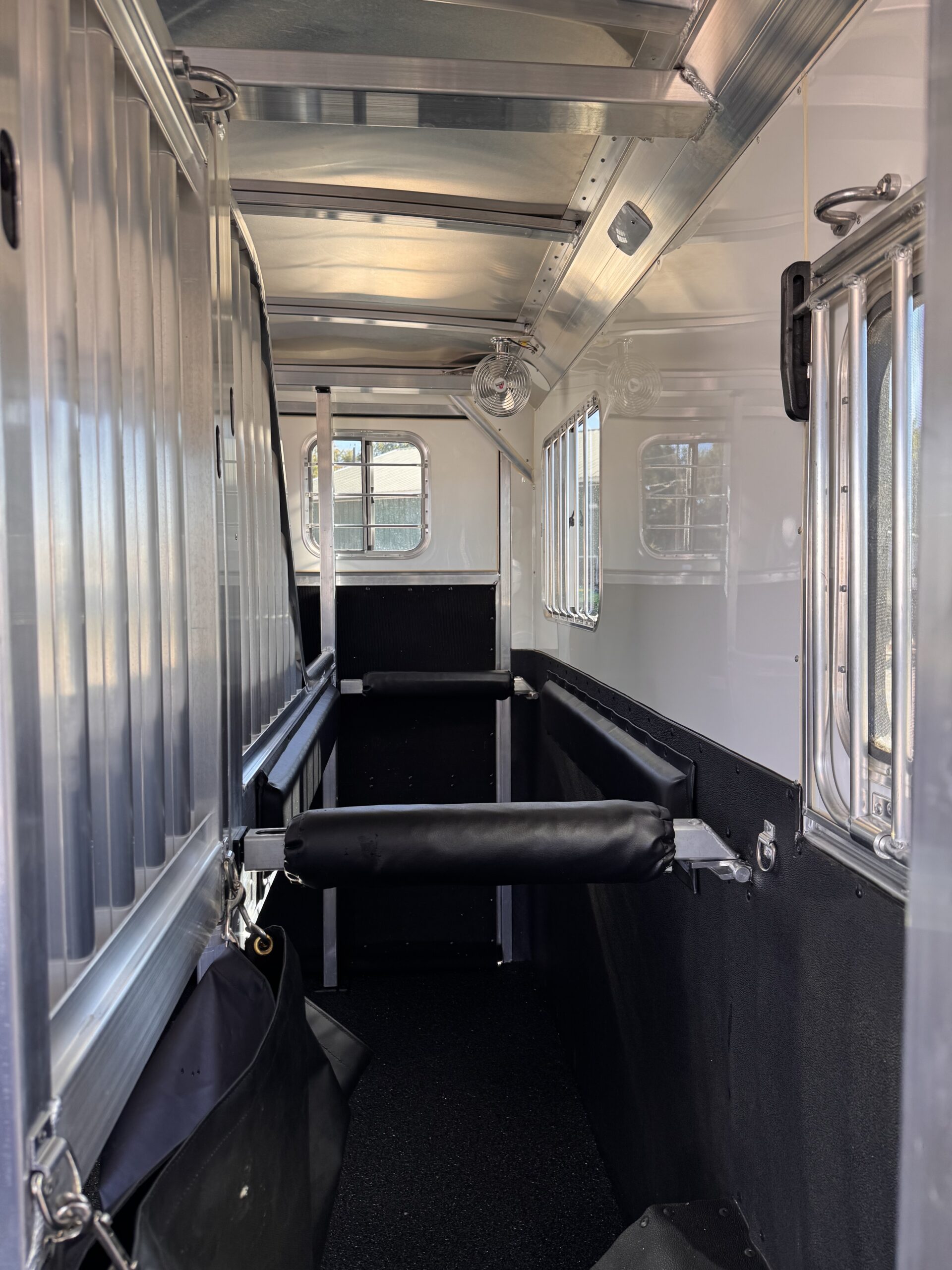 2023 4 STAR 6/7 HORSE HEAD TO HEAD W/ UPGRADES $107,900