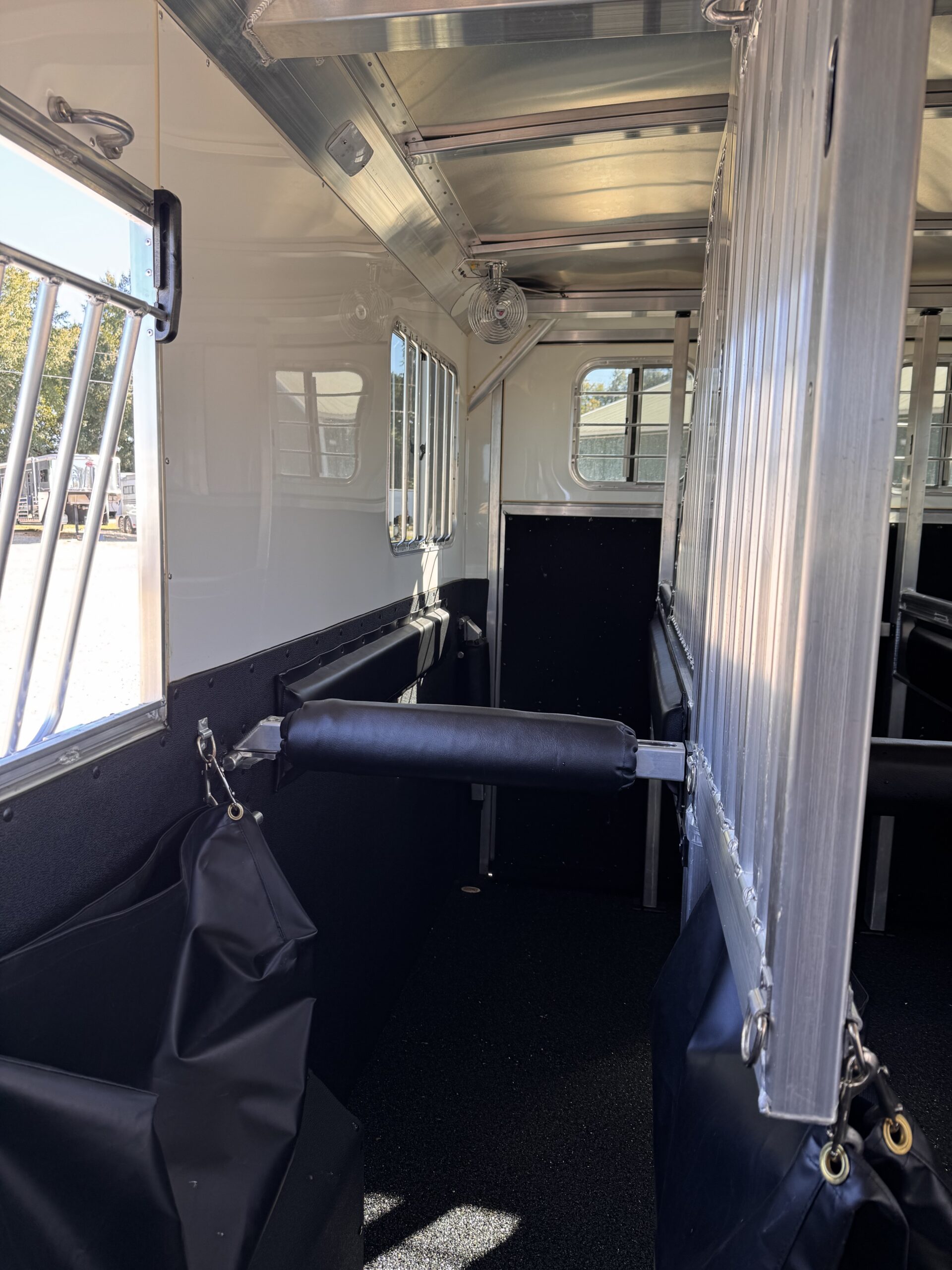 2023 4 STAR 6/7 HORSE HEAD TO HEAD W/ UPGRADES $107,900