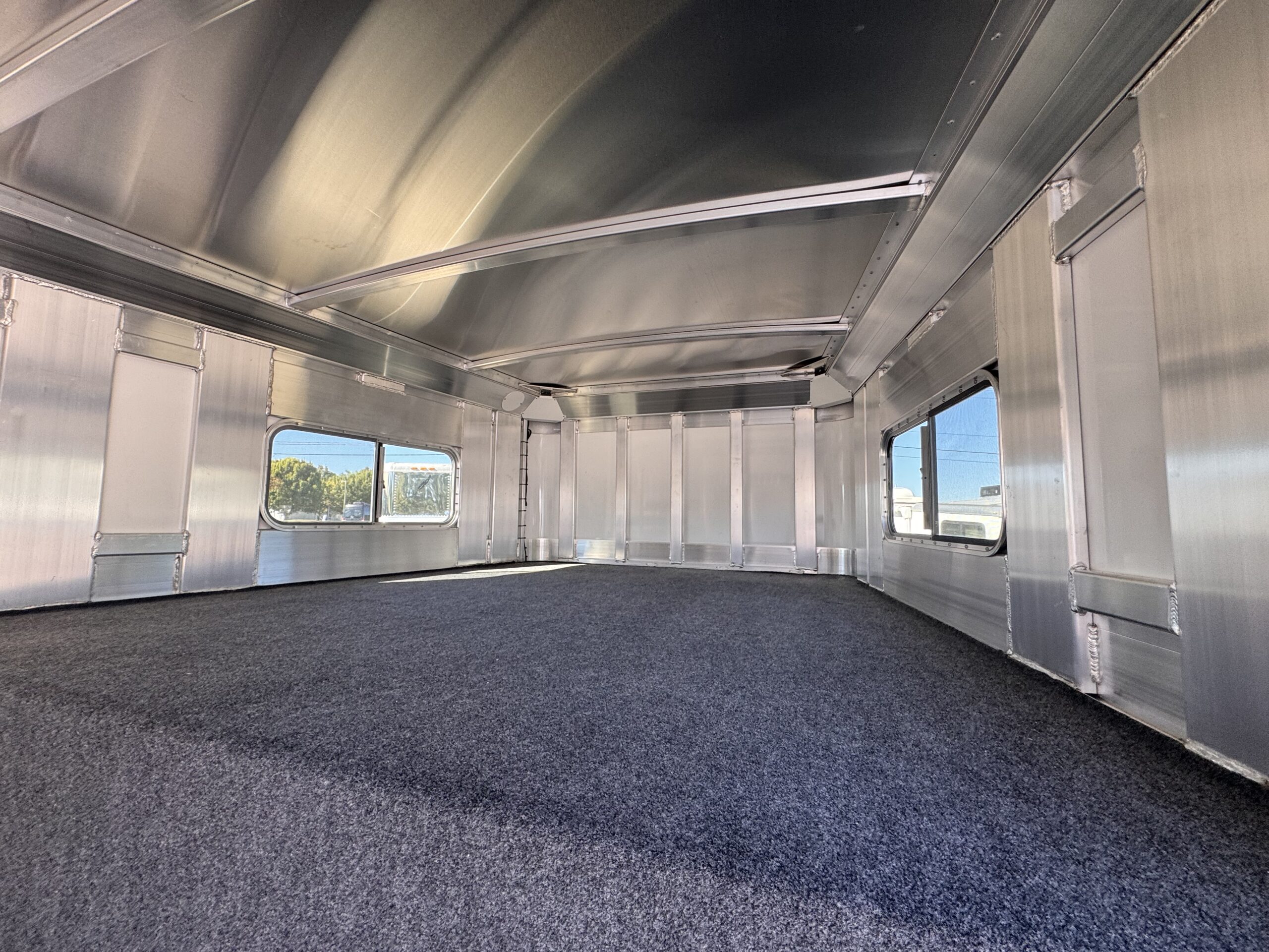 2023 4 STAR 6/7 HORSE HEAD TO HEAD W/ UPGRADES $107,900