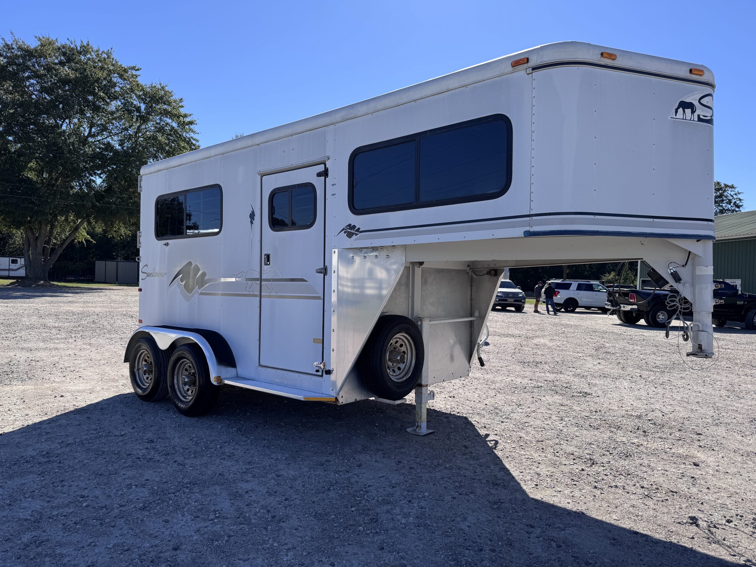 1998 SUNDOWNER 2 HORSE GOOSENECK NO DRESSING ROOM! $8,350