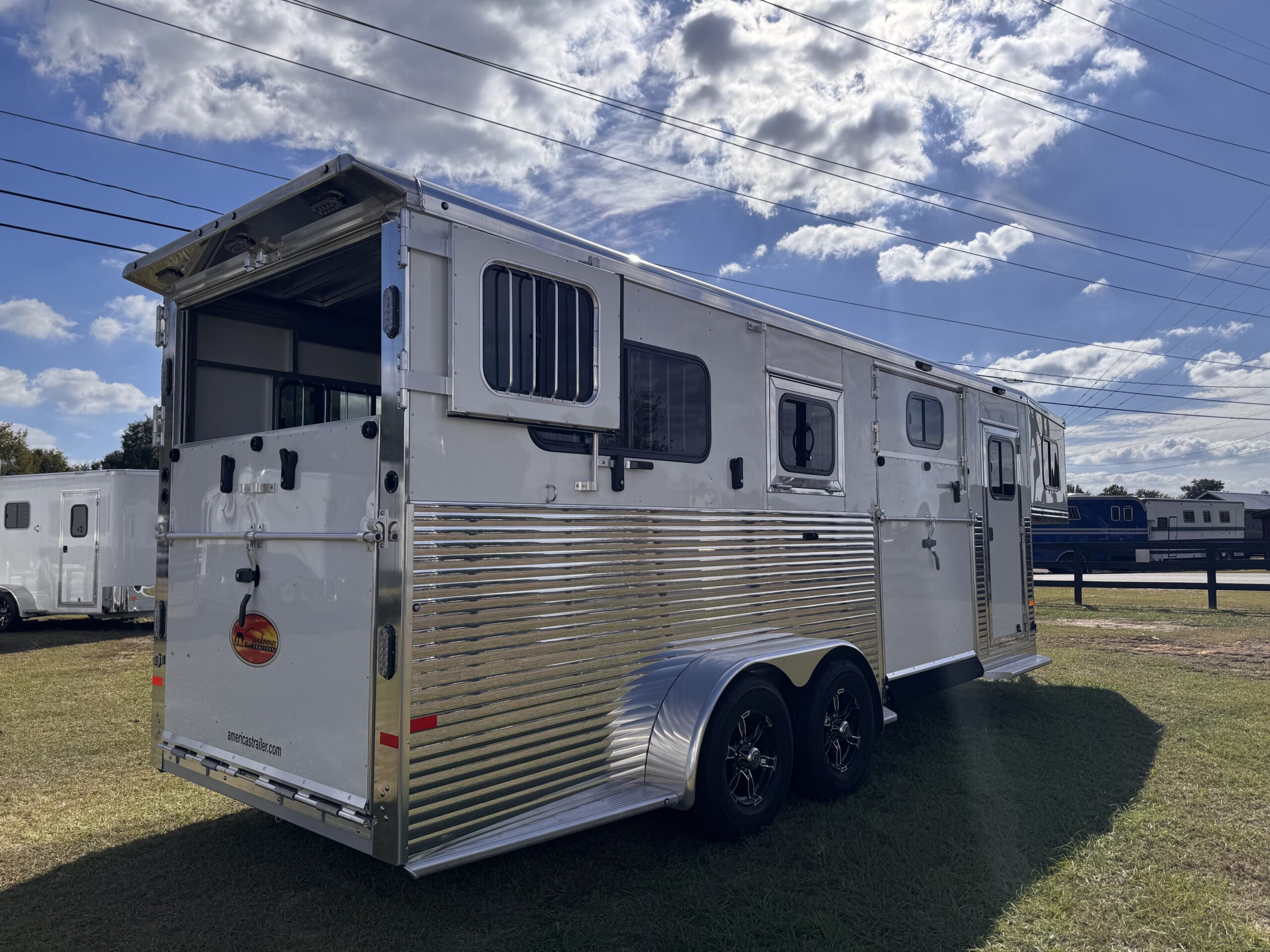 2027 SUNDOWNER CHARTER SE 2+1 GOOSENECK!! $45,900