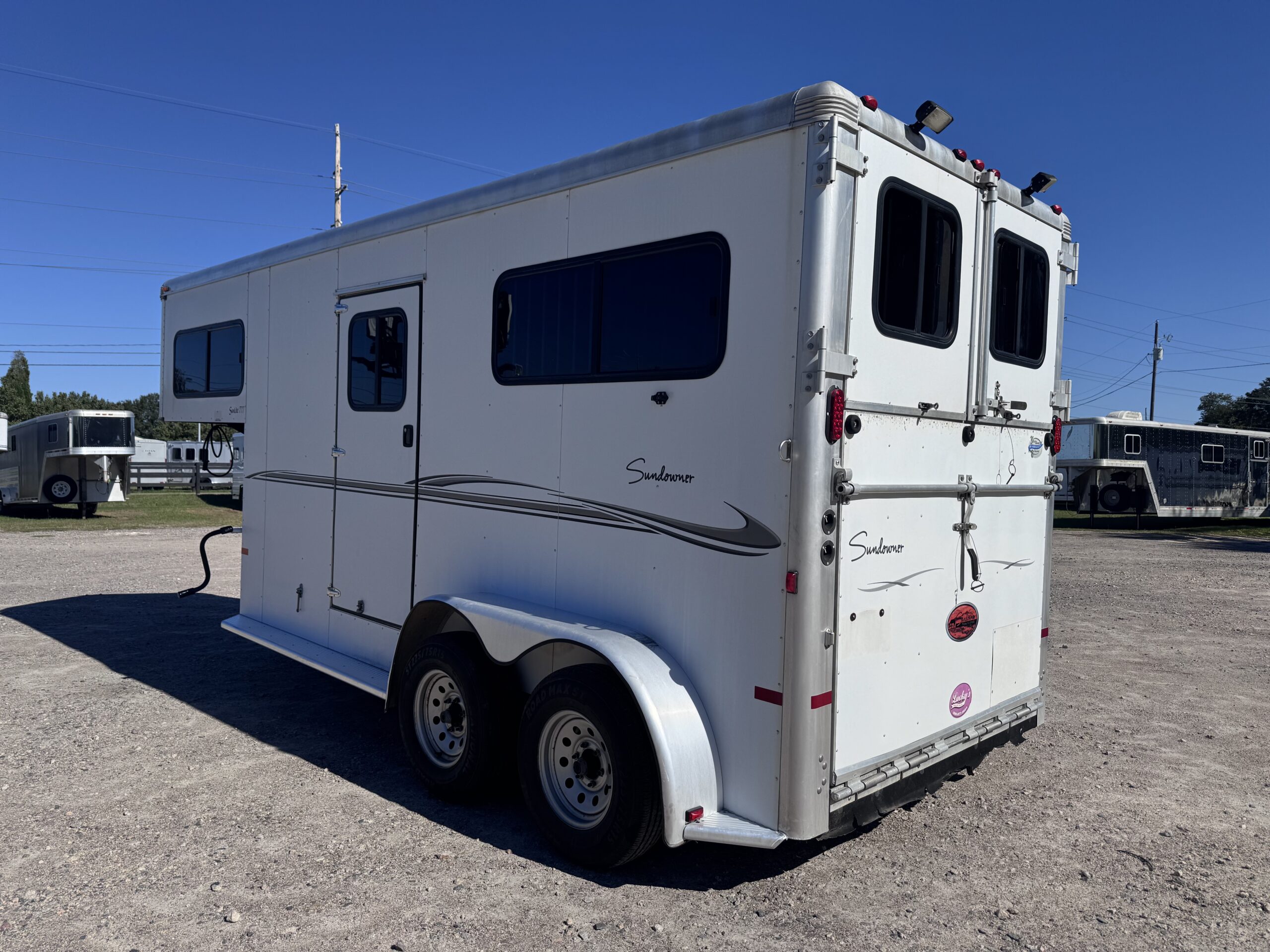 2008 SUNDOWNER 2 HORSE GOOSENECK WARMBLOOD DIMENSIONS! $16,000