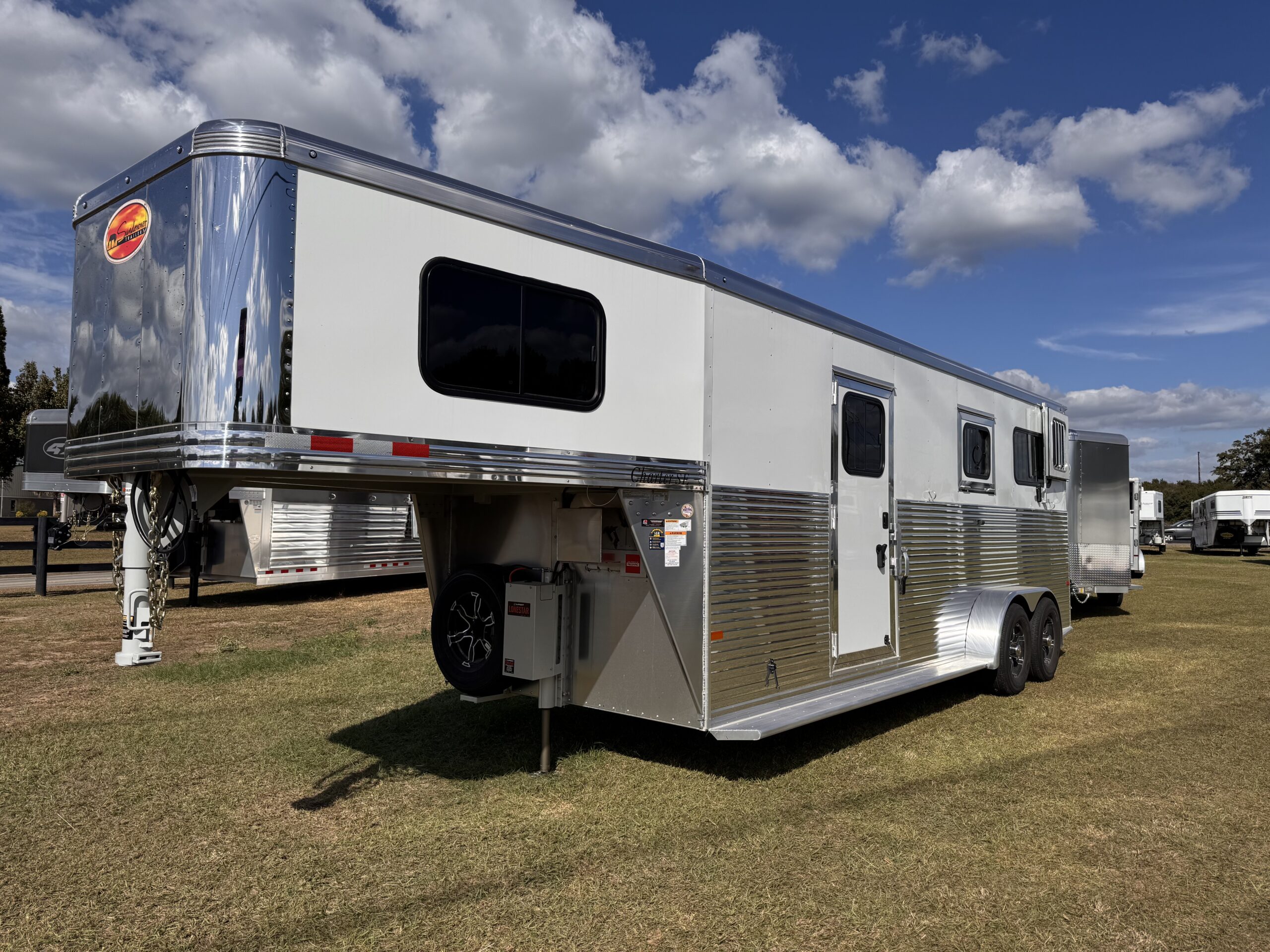 2027 SUNDOWNER CHARTER SE 2+1 GOOSENECK!! $45,900