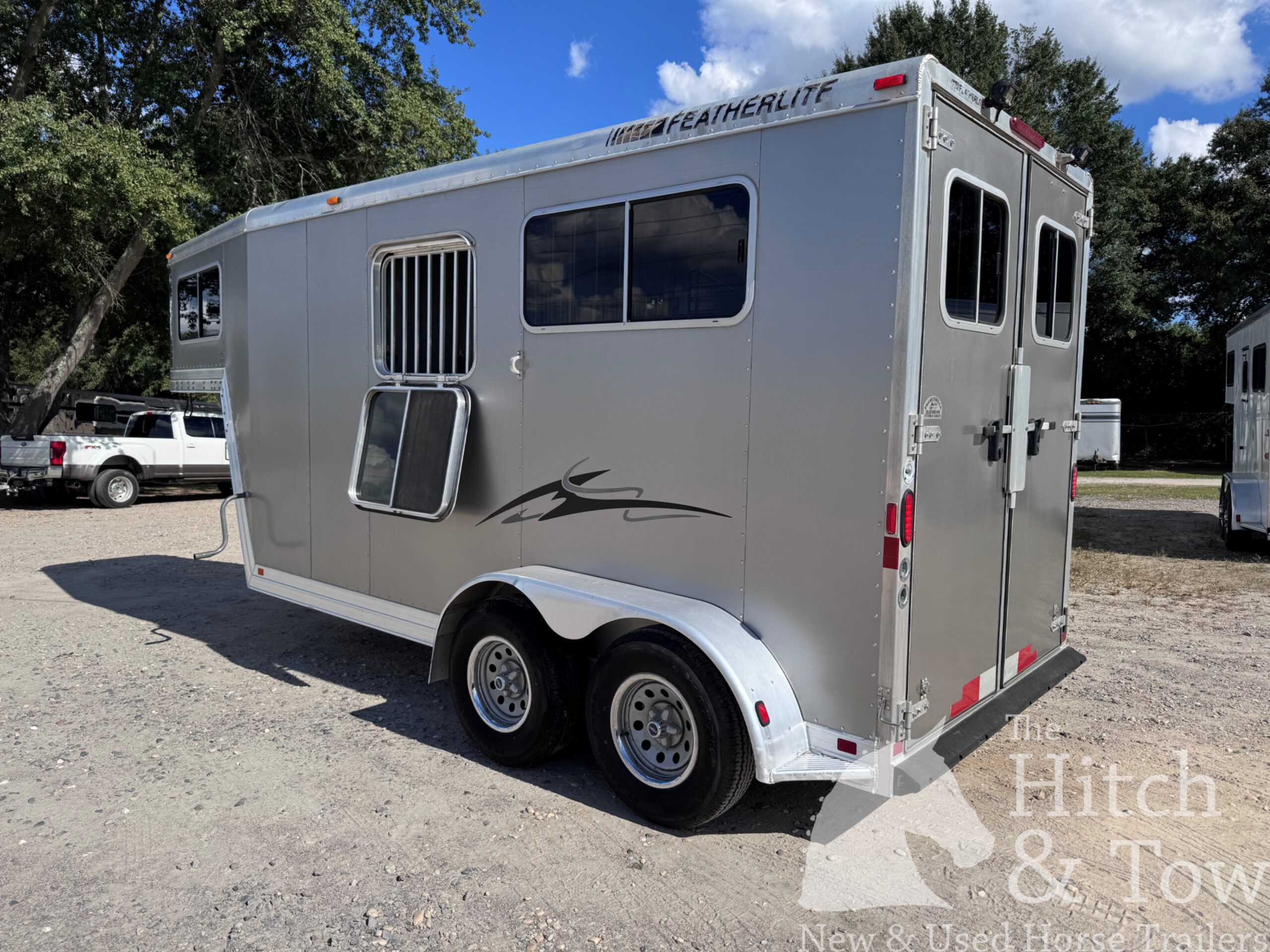 2007 FEATHERLITE 2 HORSE GOOSENECK $12,500