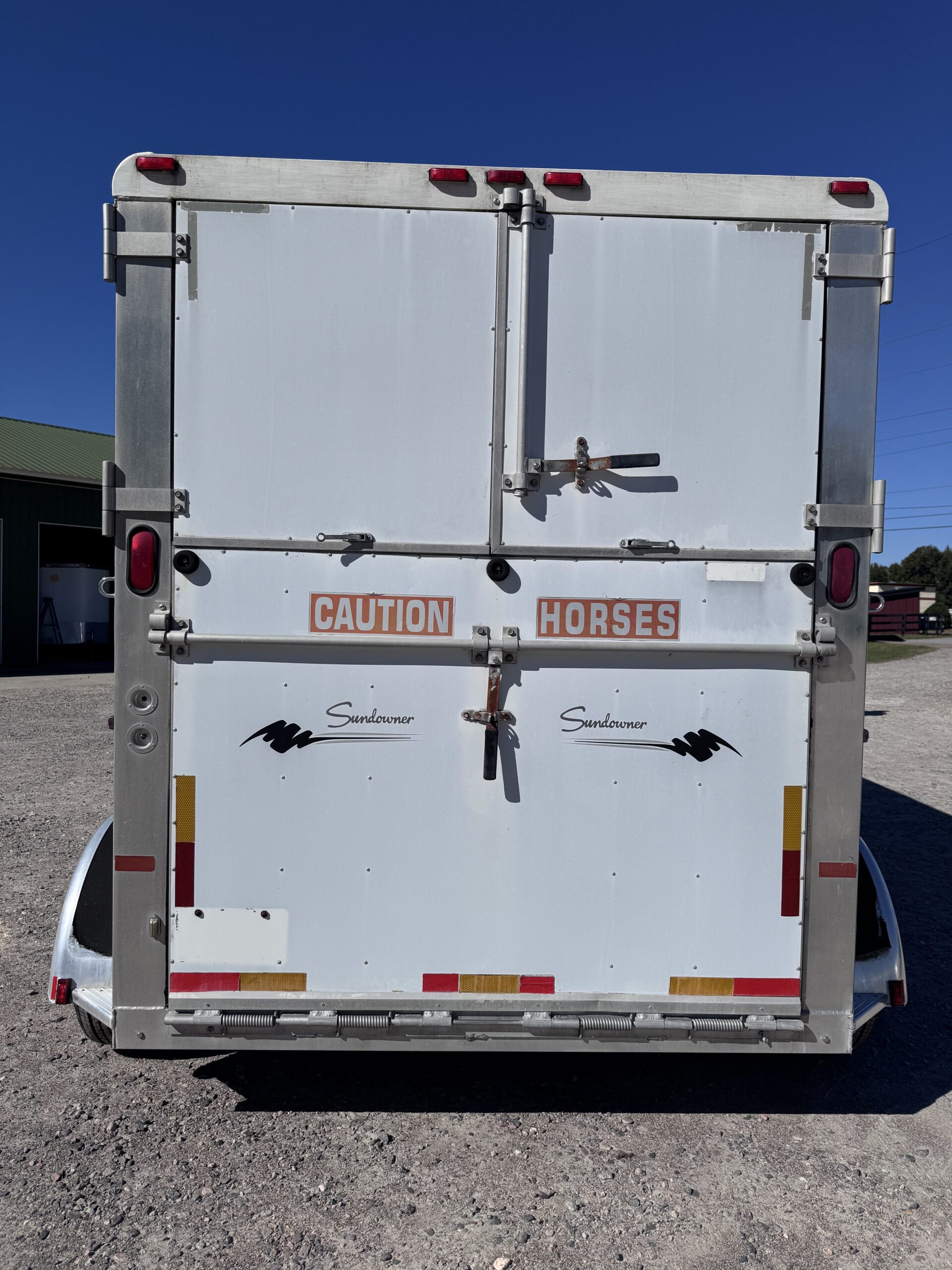 1998 SUNDOWNER 2 HORSE GOOSENECK NO DRESSING ROOM! $8,350