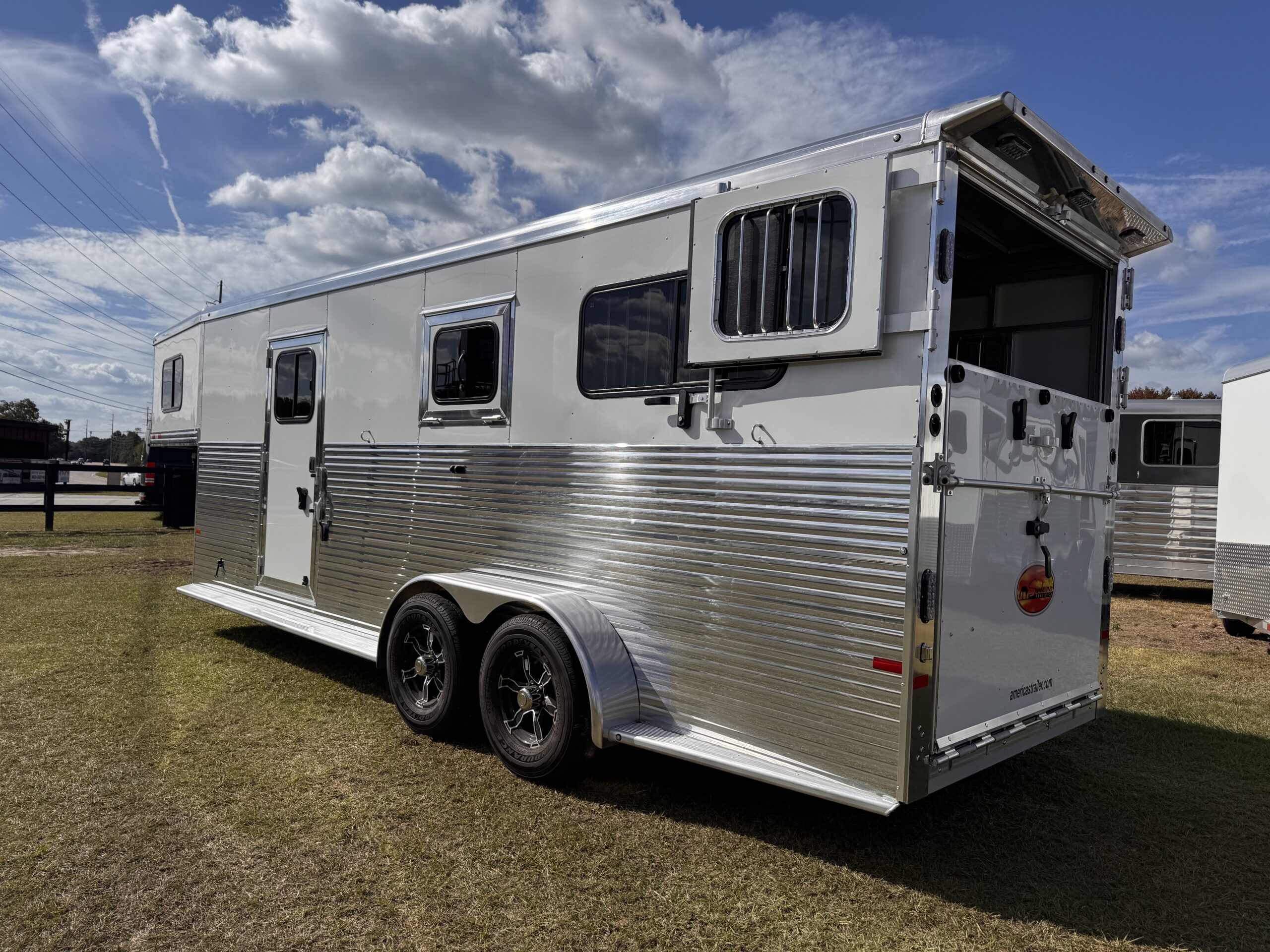 2027 SUNDOWNER CHARTER SE 2+1 GOOSENECK!! $45,900