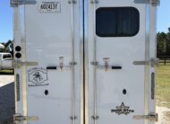 SLIGHTLY USED! 2025 DIXIE STAR 3 HORSE SLAT LOAD LIVING QUARTERS TRAILER! $44,000