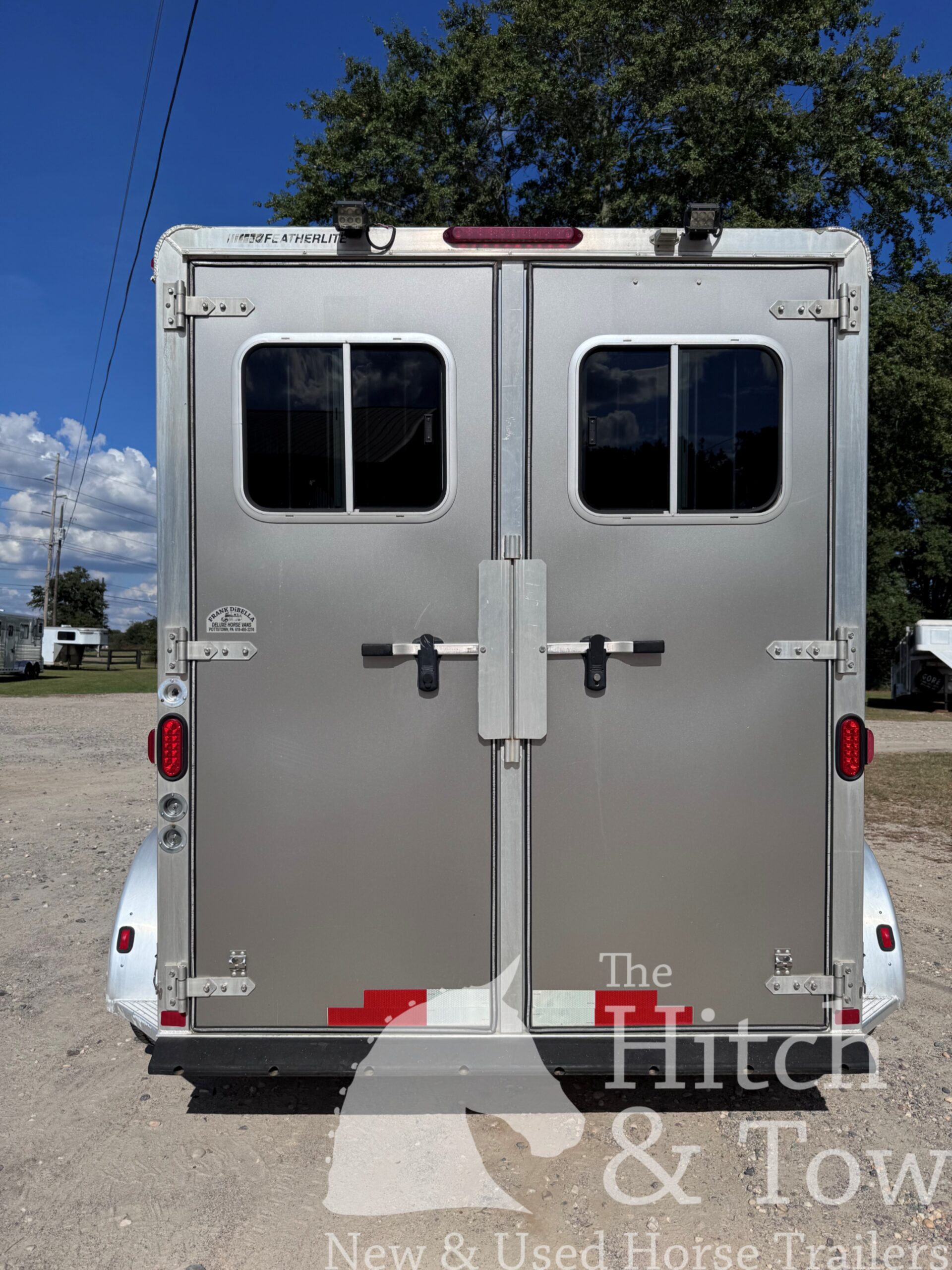 2007 FEATHERLITE 2 HORSE GOOSENECK $12,500
