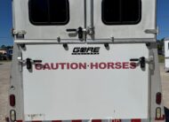 2009 GORE 2 HORSE GOOSENECK W/ SIDE RAMP, HYDRAULIC JACK, ETC! $19,900