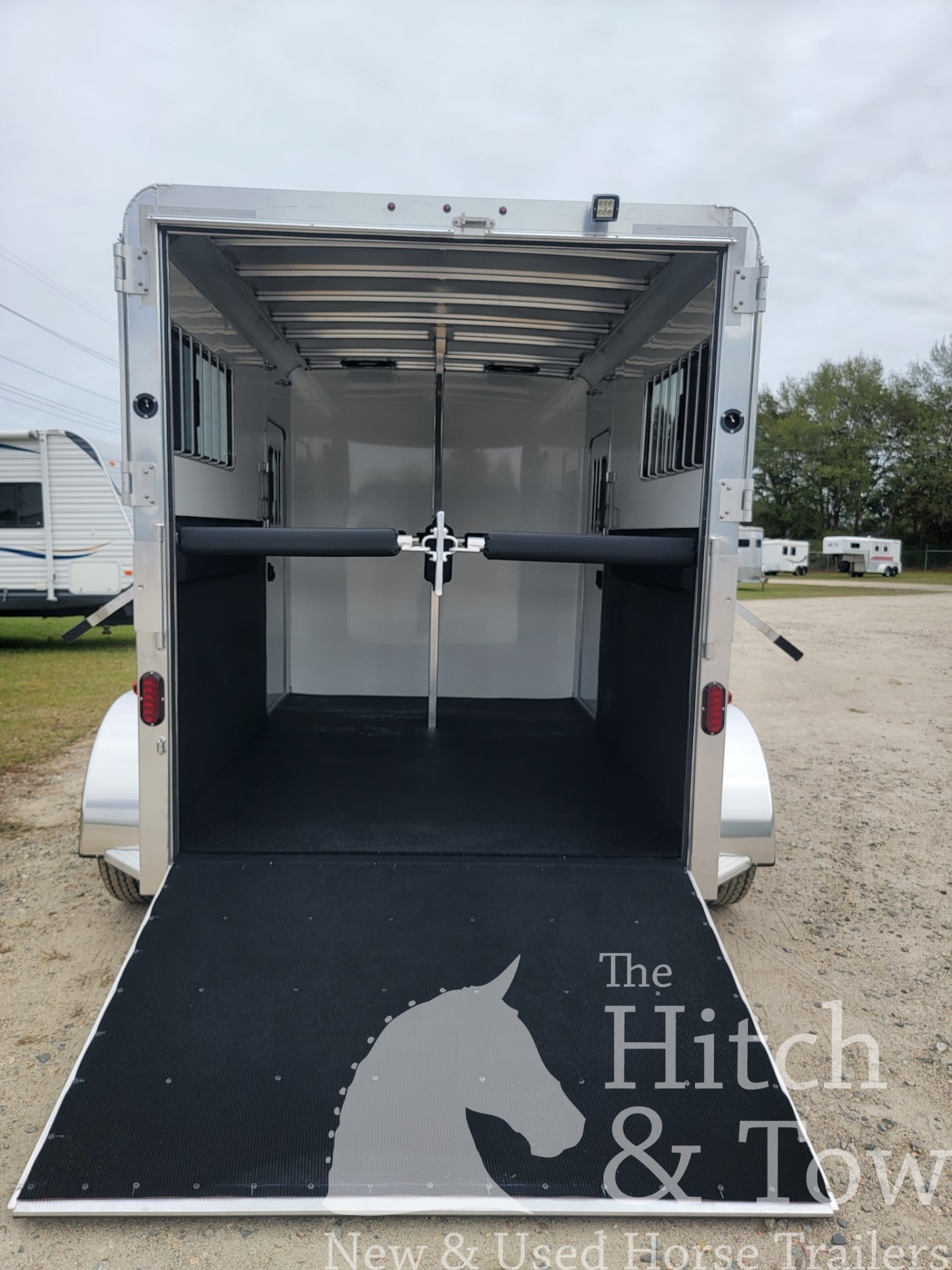 2026 ADAM 2 HORSE BUMPER PULL W/ DRESSING ROOM! $19,000