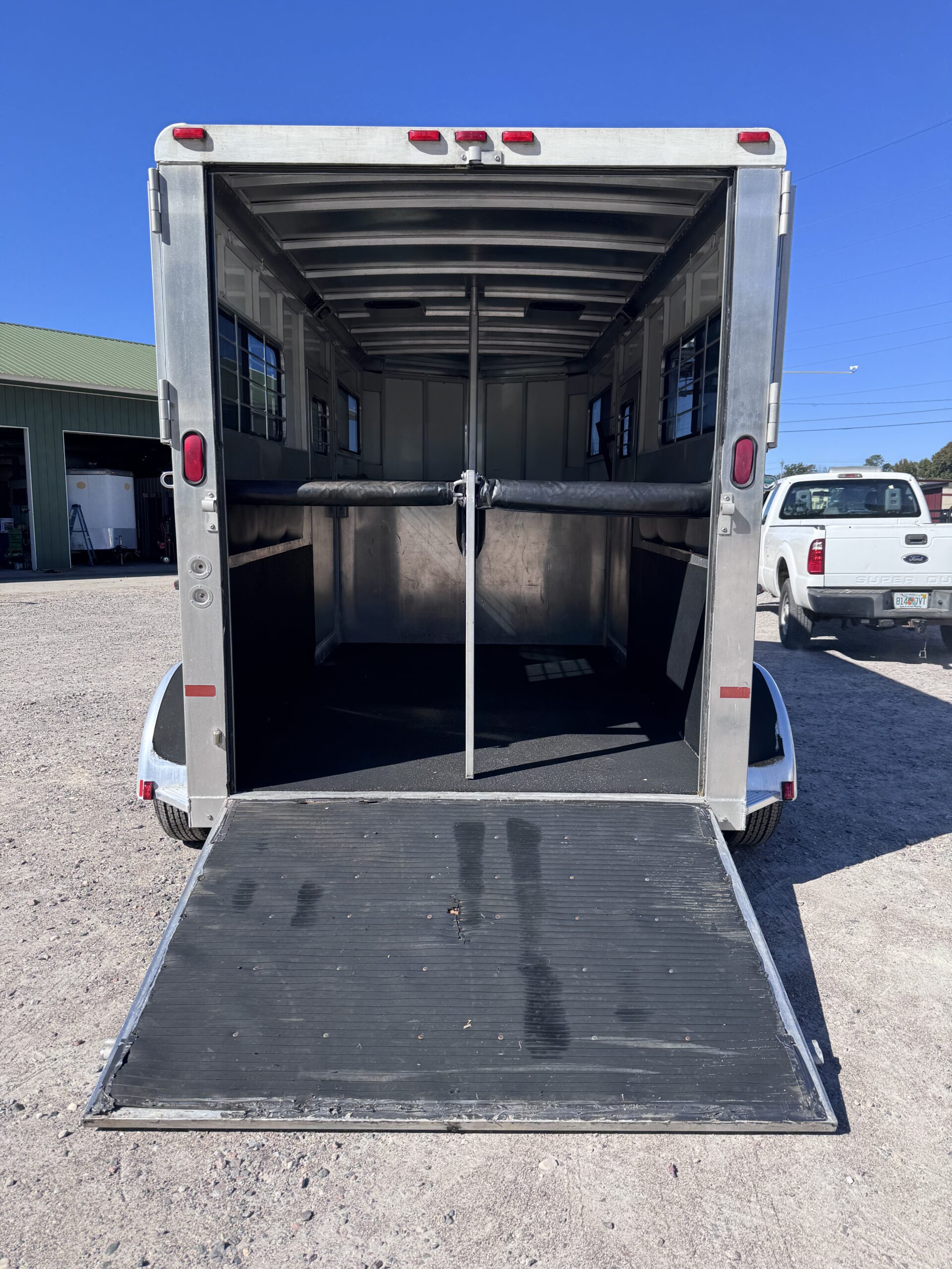 1998 SUNDOWNER 2 HORSE GOOSENECK NO DRESSING ROOM! $8,350
