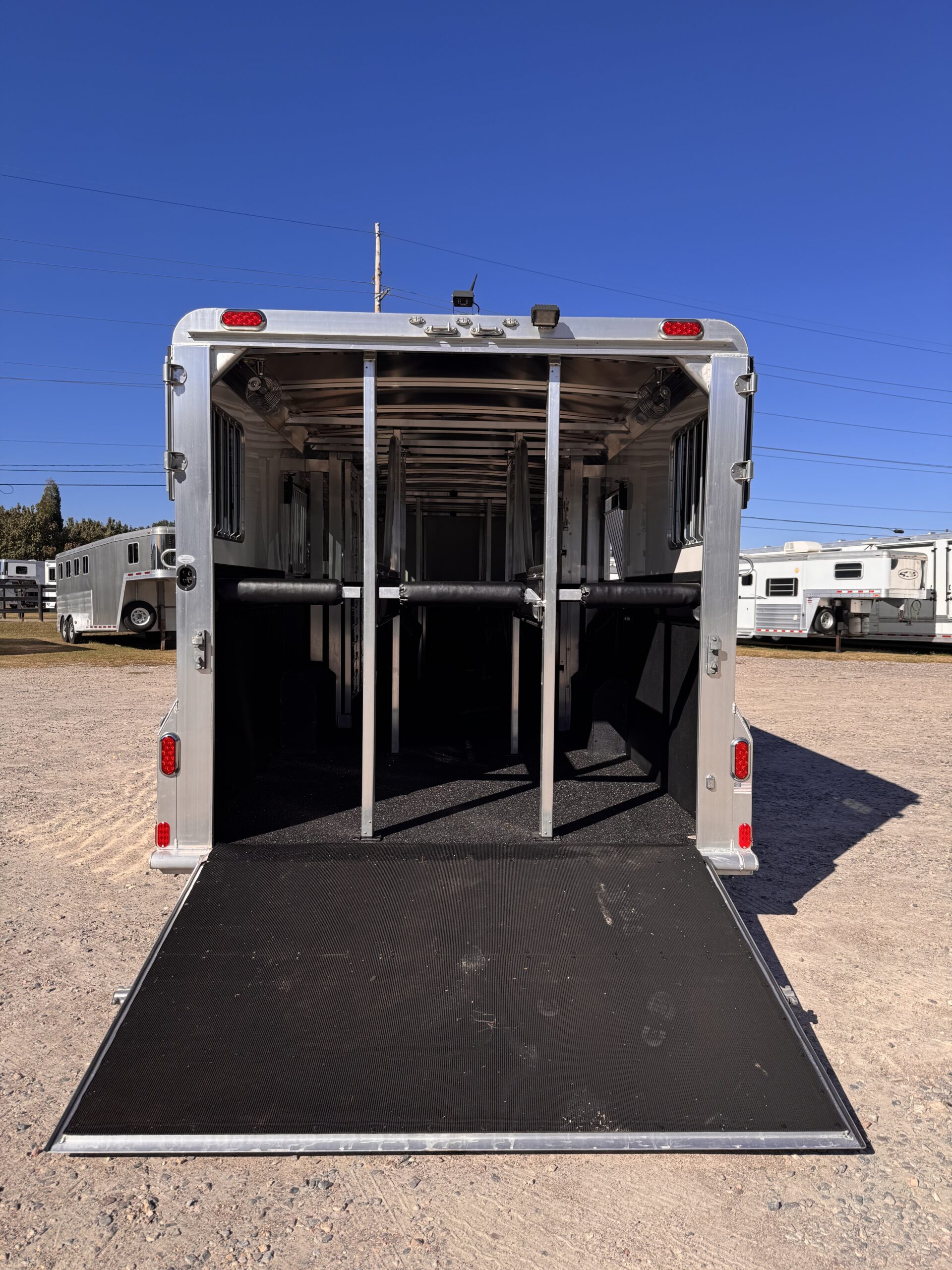 2023 4 STAR 6/7 HORSE HEAD TO HEAD W/ UPGRADES $107,900
