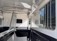 LIGHTLY USED~ 2026 4 STAR 2 HORSE STRAIGHT LOAD BUMPER PULL W/ SIDE RAMP! $42,900